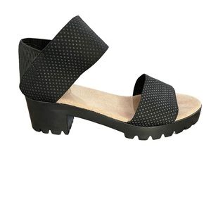 Charleston Shoe Co Monterey Lug Sole Sandals Black Sz 8